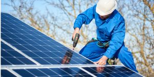 Installation Maintenance Panneaux Solaires Photovoltaïques à Le Donjon